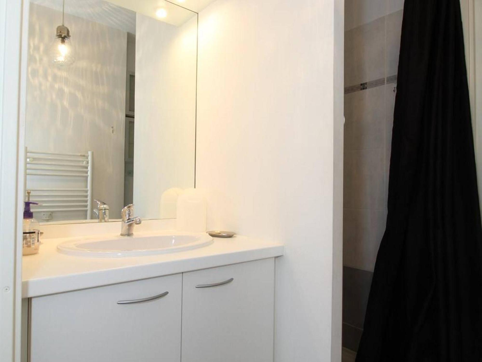 Appartement T2 Avec Terrasse, Proche Thermes, Garage Et Wifi - Balaruc-Les-Bains - Fr-1-553-182 Экстерьер фото